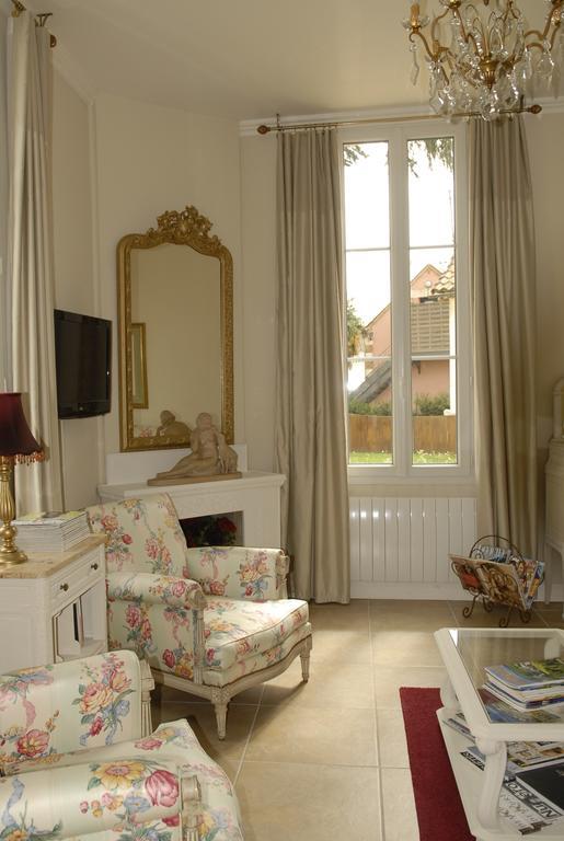 Bed and Breakfast La Grande Maison à Bergerac Extérieur photo
